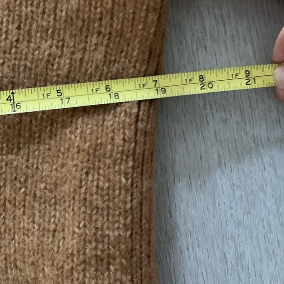 Everlane The‎ Cloud Turtleneck Alpaca wool blend size S camel brown tan sweater - Picture 8 of 10